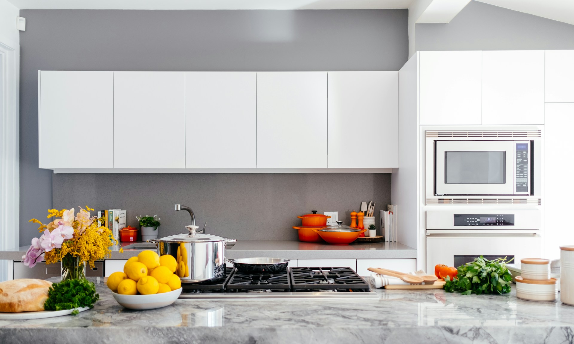 Laundry cabinetry